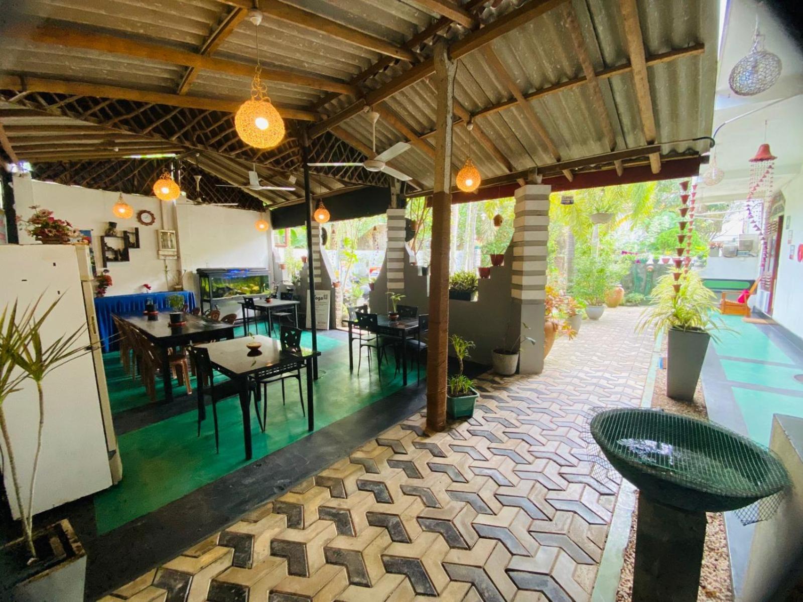 Awon Mirissa Exterior foto
