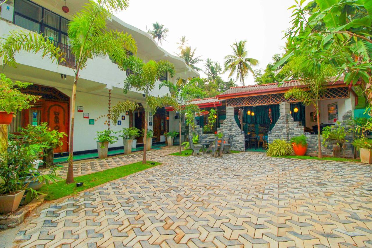 Awon Mirissa Exterior foto